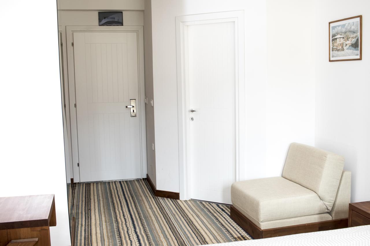 Boutique Hotel The White Pine Samokov Exterior photo