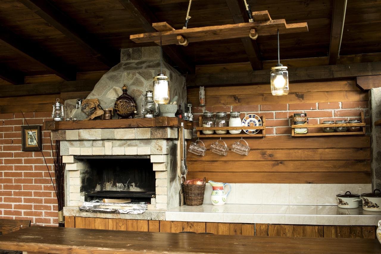 Boutique Hotel The White Pine Samokov Exterior photo